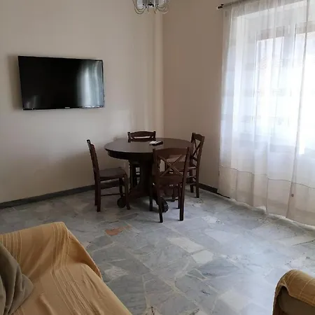 Апартаменты Casa Alloro *